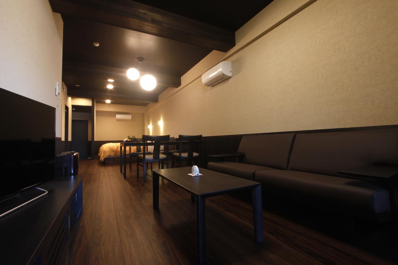 New Tomiyoshi Hotell Atami  Exteriör bild