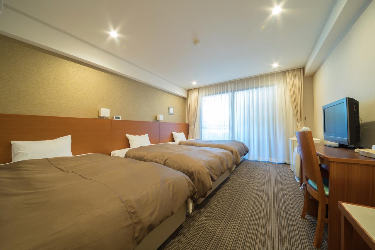 New Tomiyoshi Hotell Atami  Exteriör bild