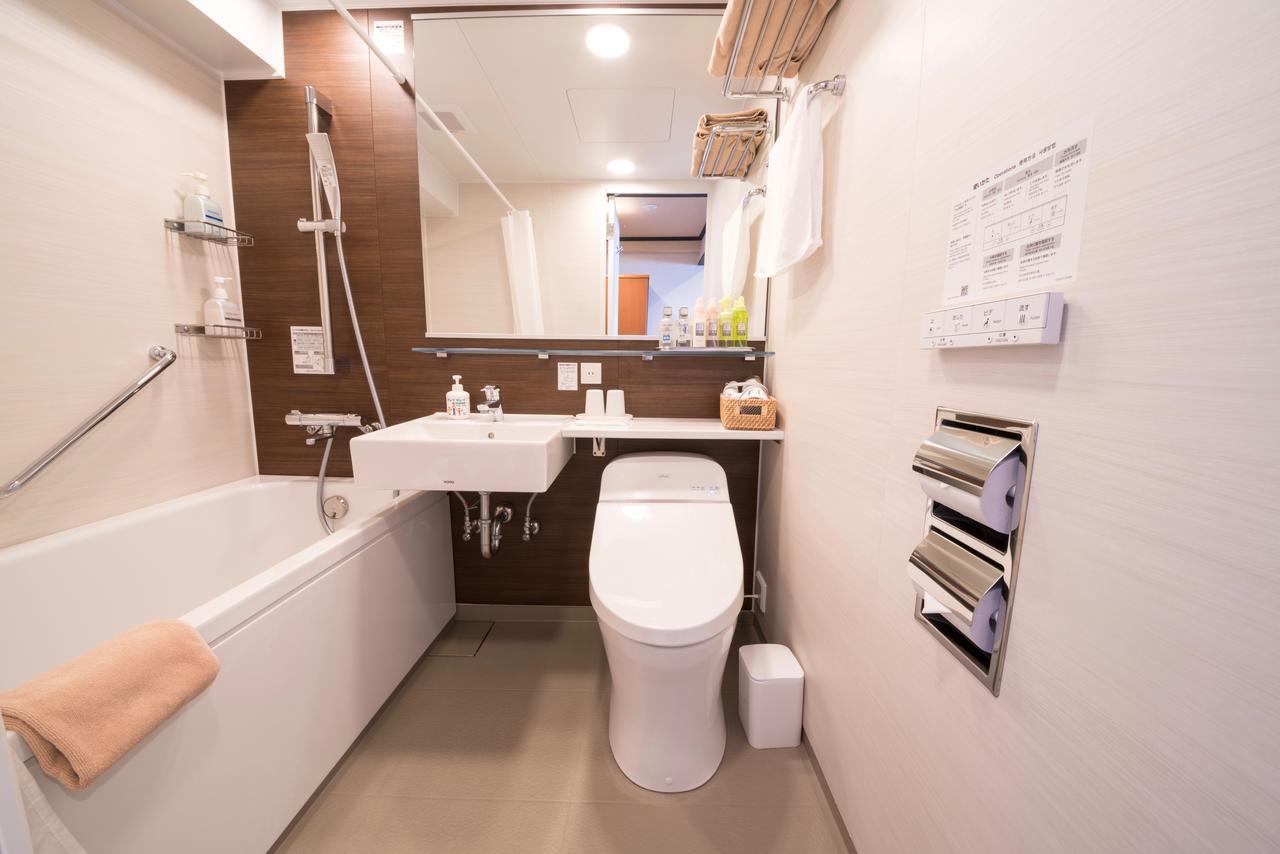 New Tomiyoshi Hotell Atami  Exteriör bild