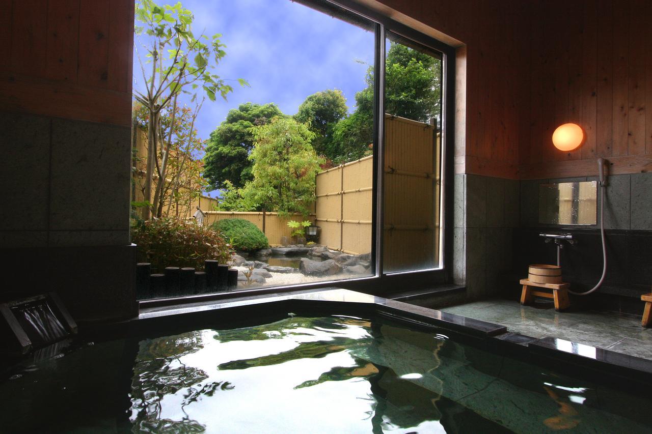 New Tomiyoshi Hotell Atami  Exteriör bild